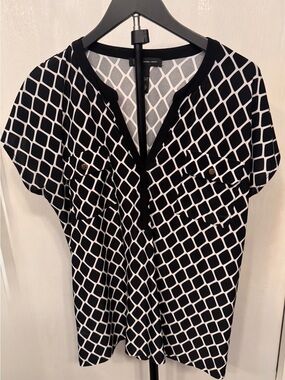 INC Black White Geometric Print Split Neck Top Womens Large
